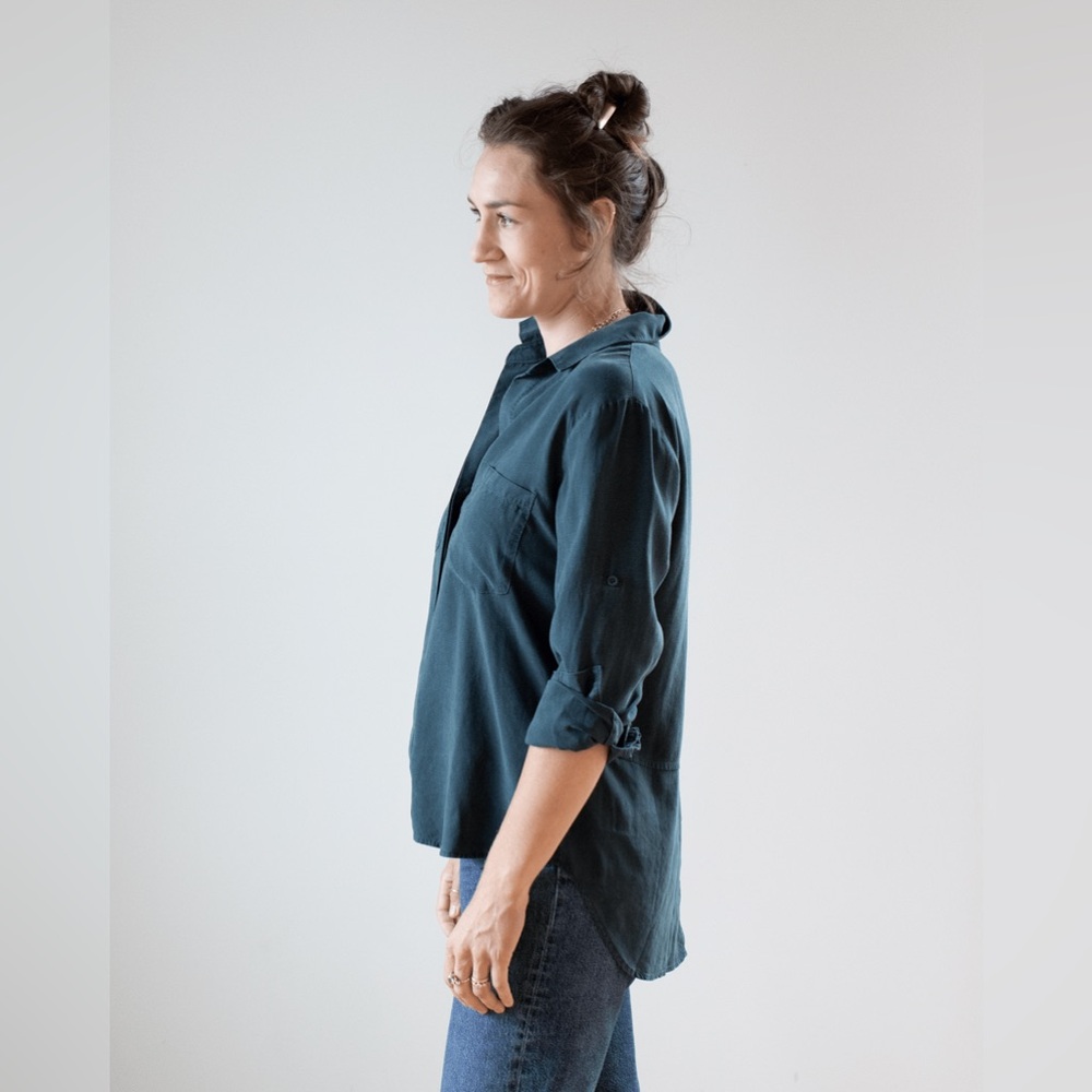Bella Dahl Navy Button-Up
